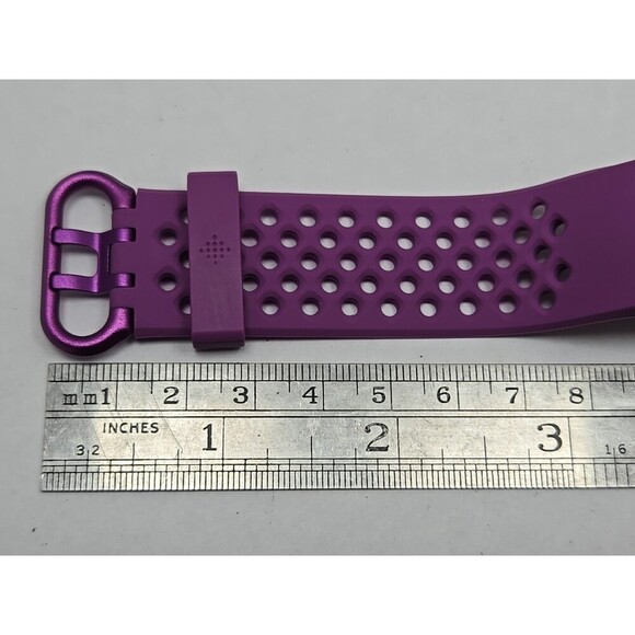 Fitbit Charge 4 FB417 Activity Tracker Heart Rate GPS NFC Smartwatch W/ Charger - Picture 8 of 11